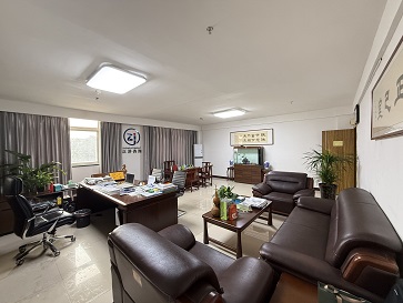 1730361977874736.jpg 办公6.jpg